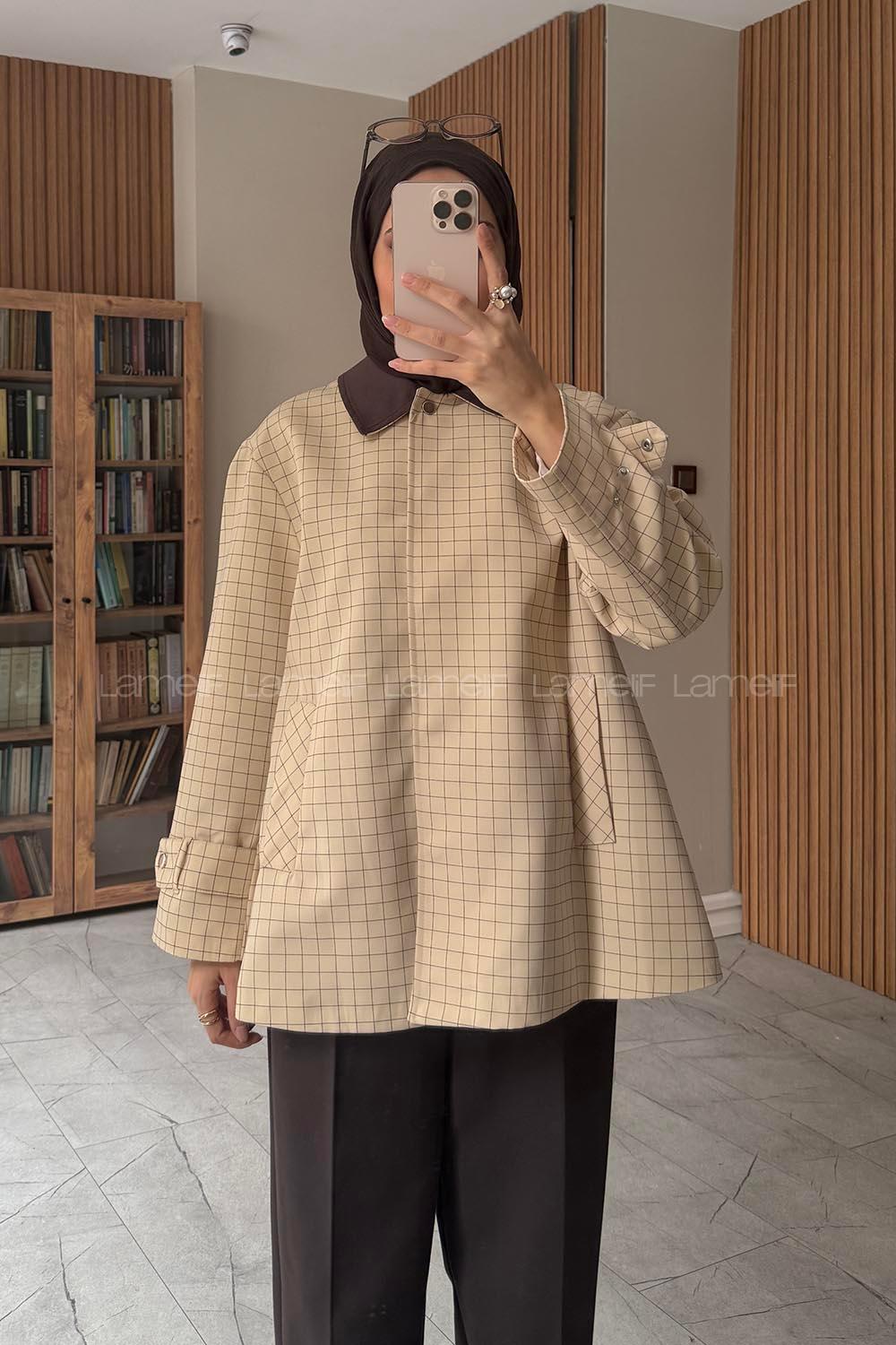 Beige Shirt Collar Long Arm Polyester Jacket