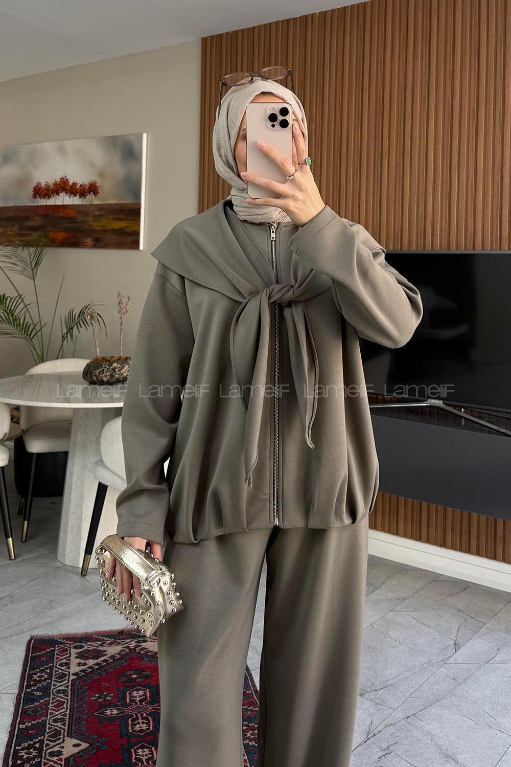 Plum Green Crew Neck Long Arm With Zipper Regular Trousers Pleated Suit
