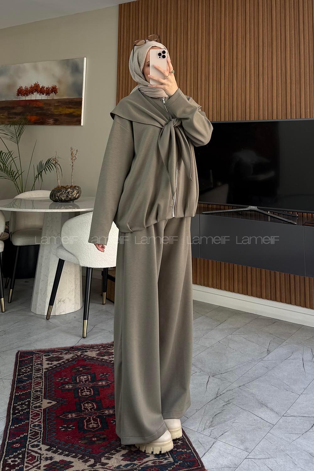 Plum Green Crew Neck Long Arm With Zipper Regular Trousers Pleated Suit