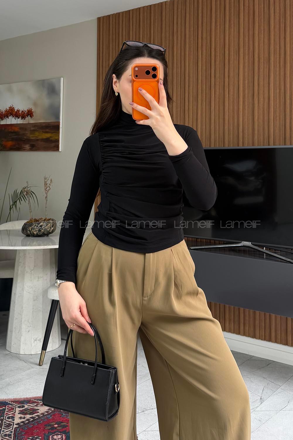 Lamelif Büzgü Detaylı Bluz Siyah