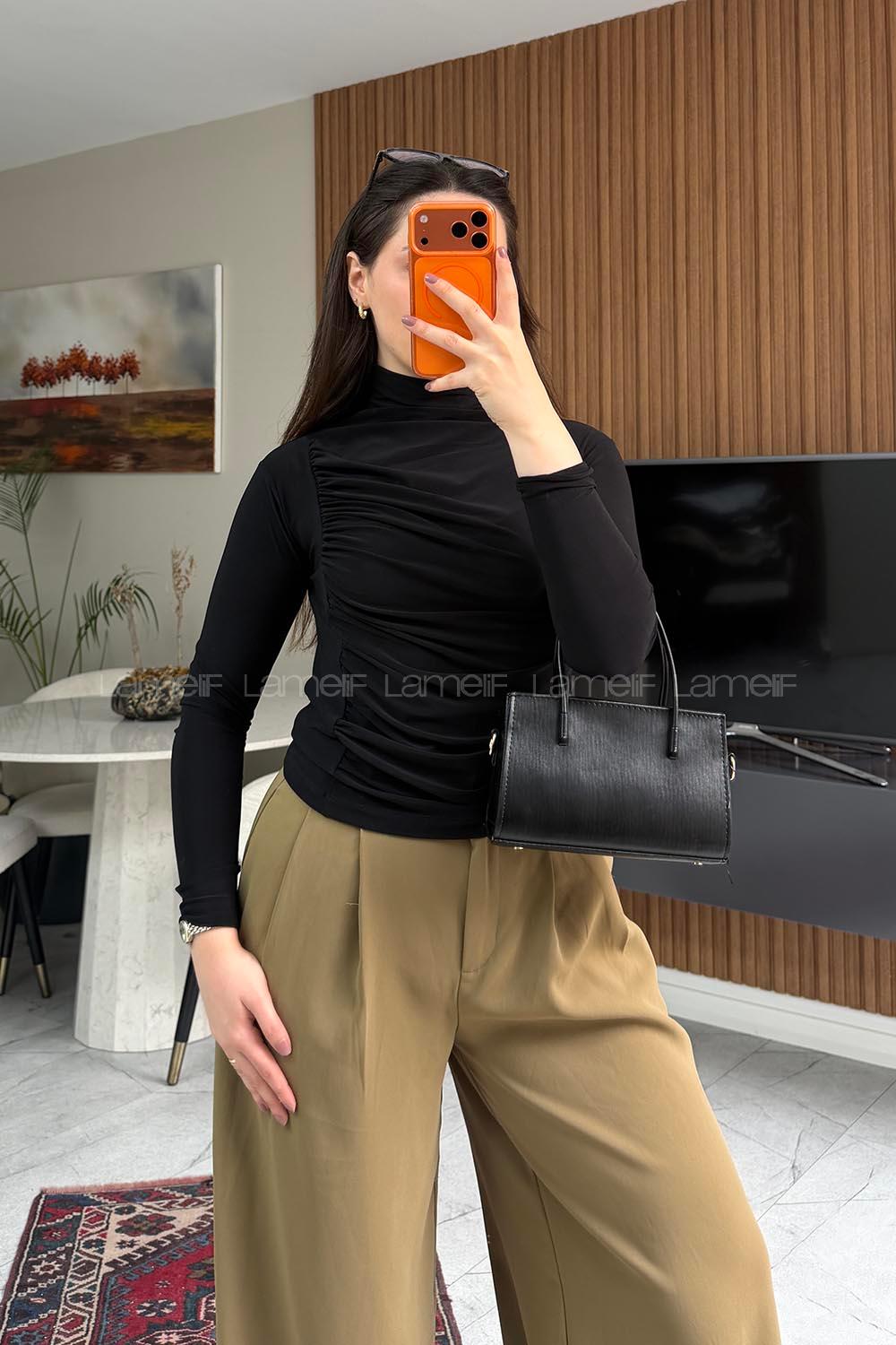 Lamelif Büzgü Detaylı Bluz Siyah