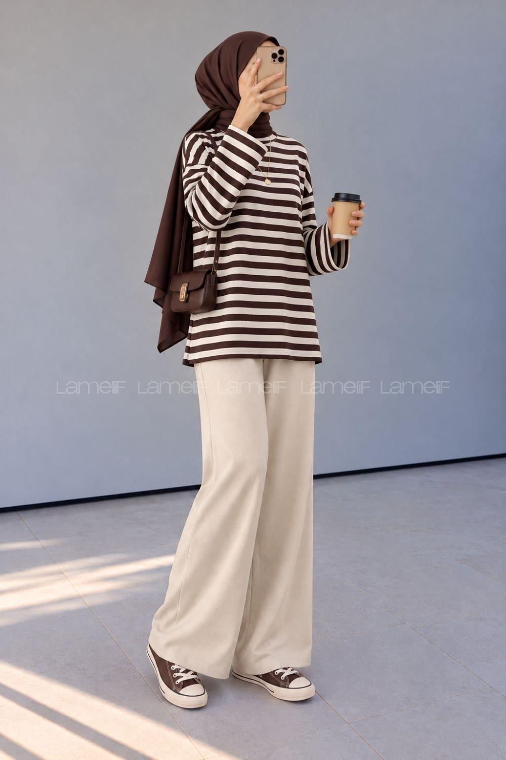 Brown Crew Neck Long Arm Unprinted Sweatshirt