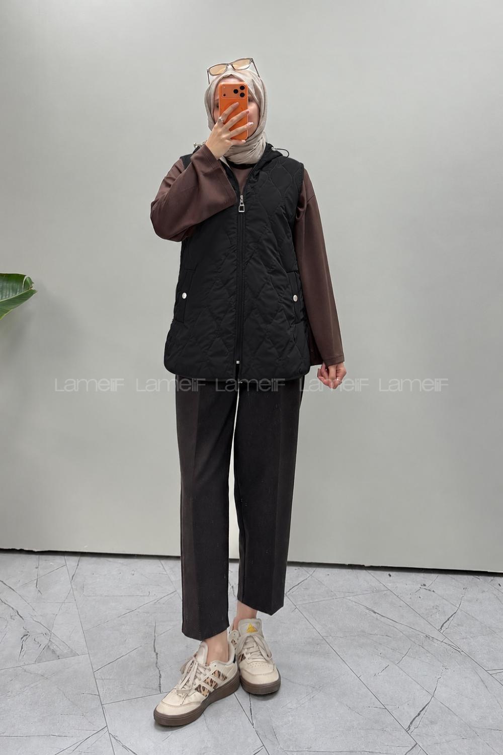 Black Hood Neck Sleeveless Arm With Zipper Unprinted Vest