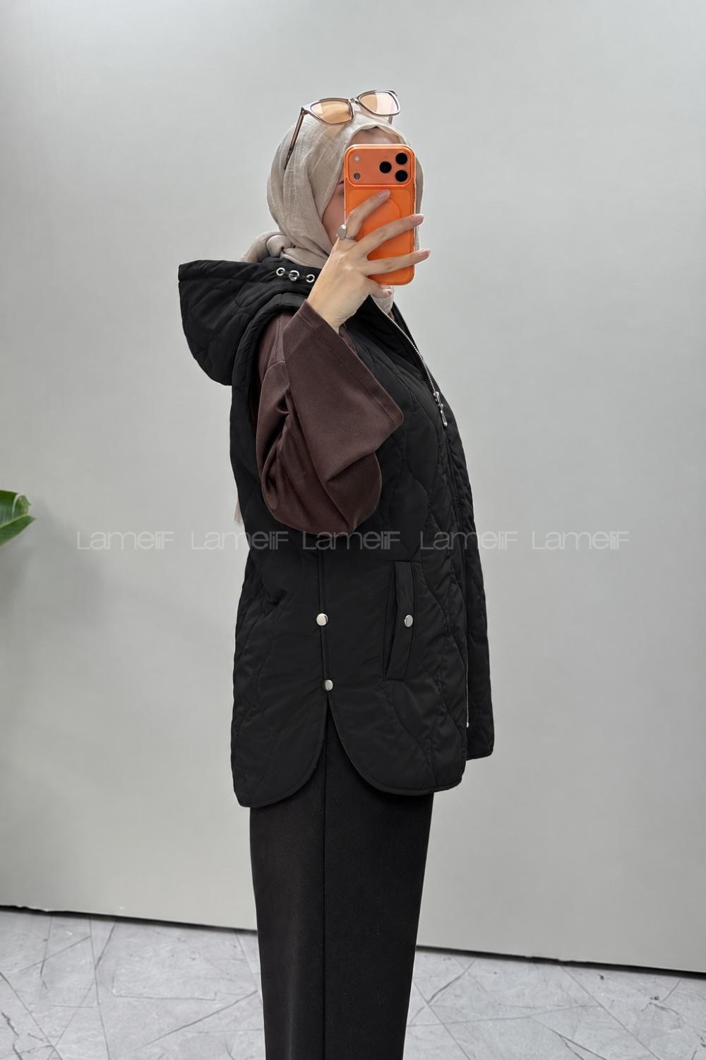 Black Hood Neck Sleeveless Arm With Zipper Unprinted Vest