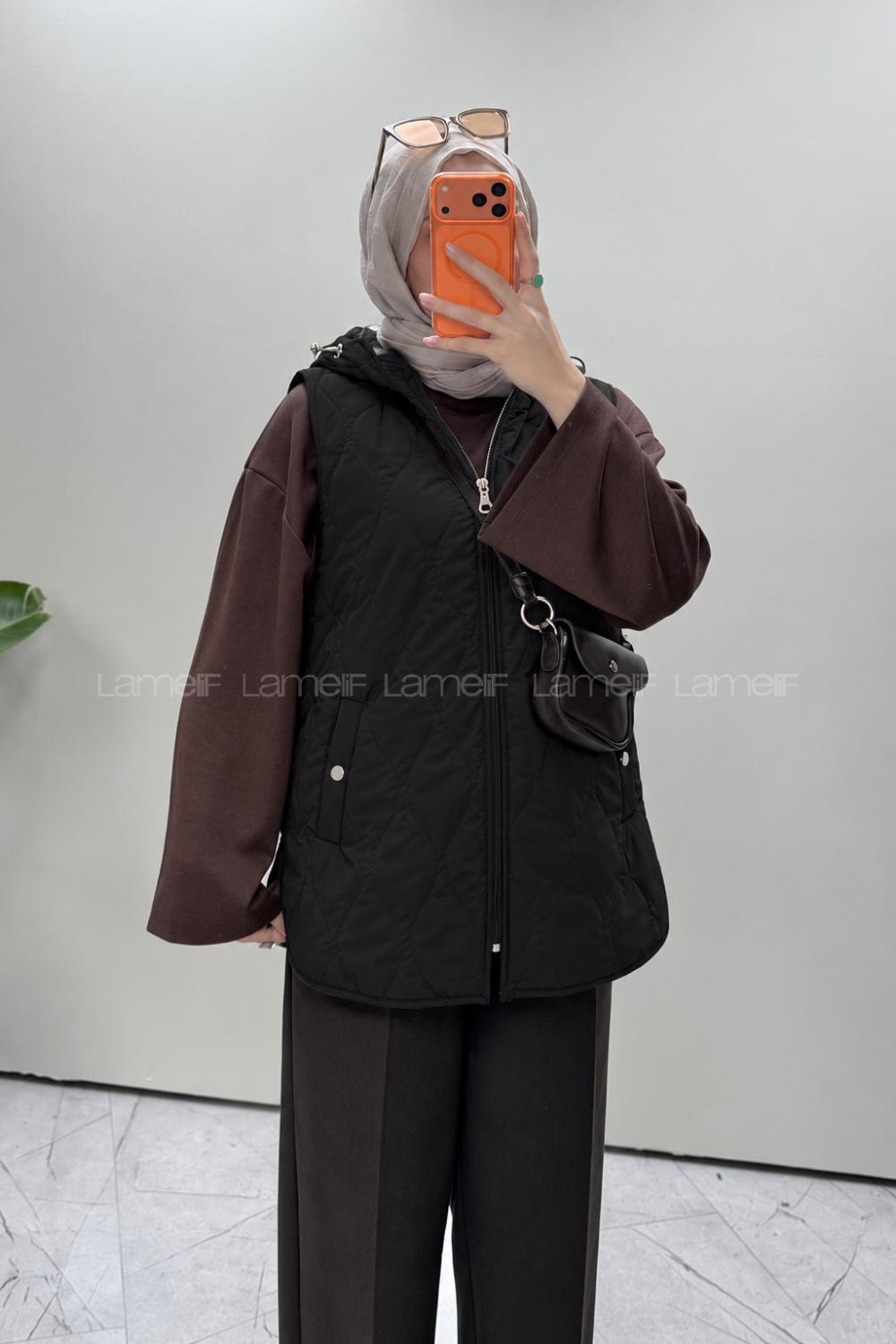 Black Hood Neck Sleeveless Arm With Zipper Unprinted Vest