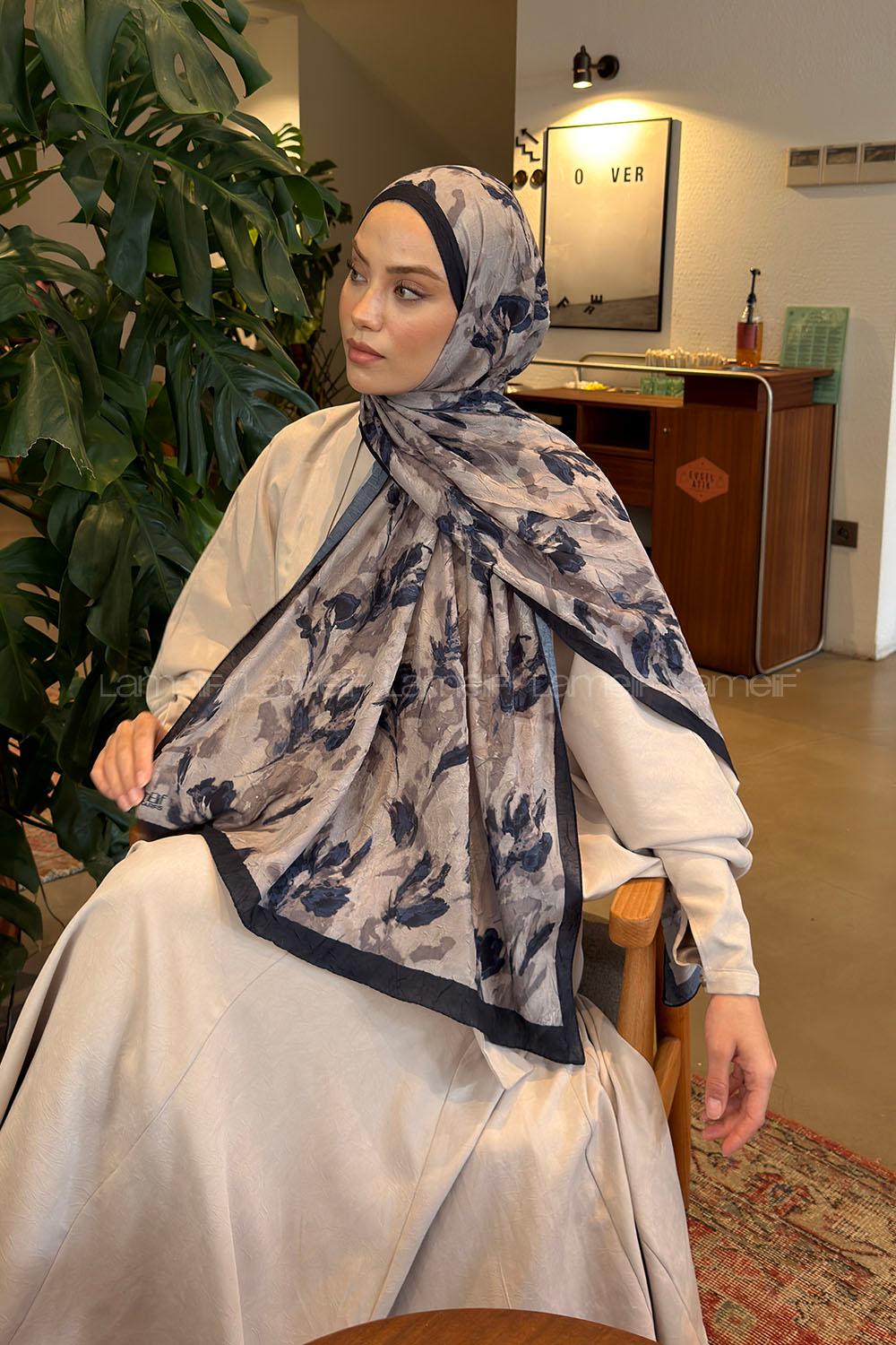 Lamelif Leaf Flower Desen Bambu Şal Lacivert