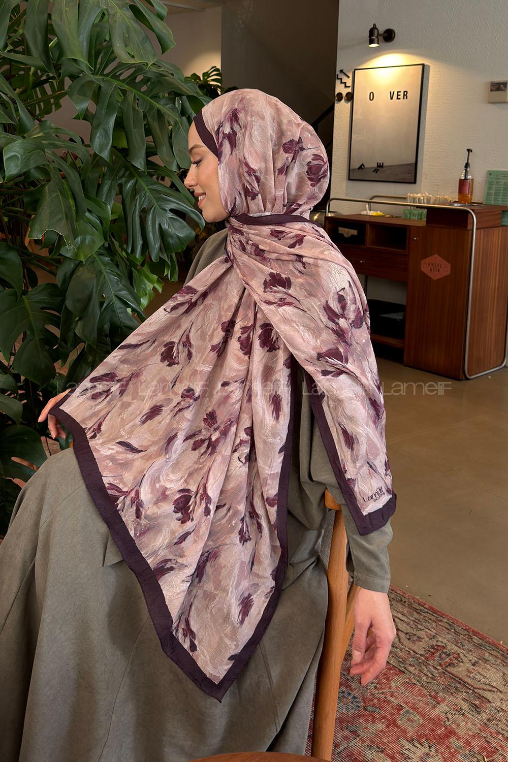 Mink White Cotton Fabric Flowering Shawl