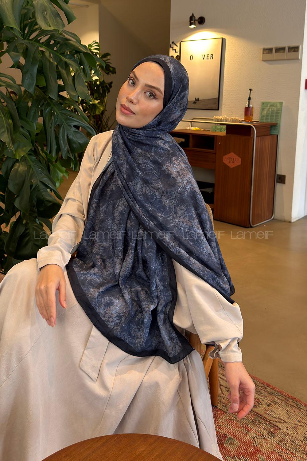Lamelif Sarmaşık Desen Bambu Şal Lacivert