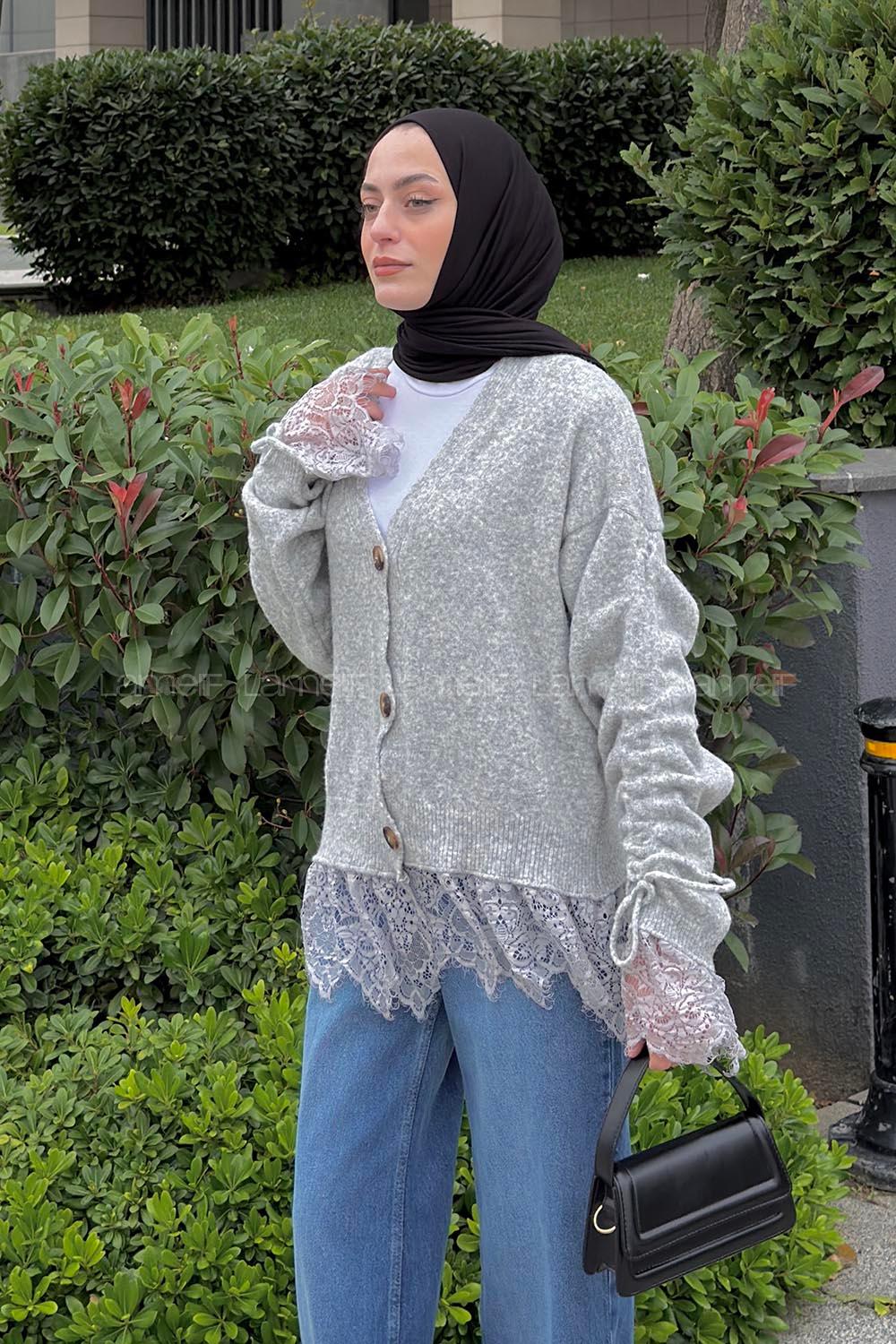 Lamelif V Yaka Dantel Detaylı Triko Hırka Gri