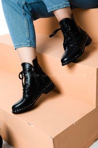 Modalamelif Zımba Detaylı Bilekte Bot Siyah