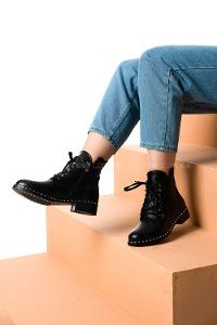 Modalamelif Zımba Detaylı Bilekte Bot Siyah