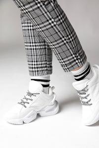 Modalamelif Old Scholl Şeritli Beyaz Çorap