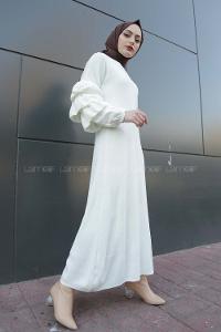 Modalamelif Kolları Fırfırlı Triko Elbise Beyaz