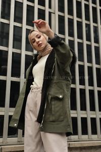 Modalamelif Kapşonlu Derin Cepli Kaban Haki