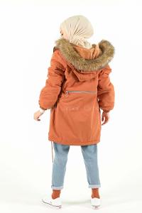 Modalamelif İçi Kürklü Arkası Süs fermuar Detaylı Kaban Kiremit