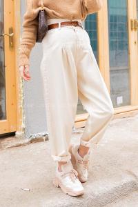 Modalamelif İki Pileli Paçası Pensli Kot Pantolon Krem