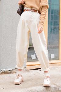 Modalamelif İki Pileli Paçası Pensli Kot Pantolon Krem
