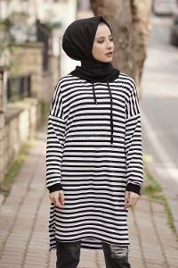Modalamelif Beyaz Ağırlıklı Çizgili Kapşonlu Tunik