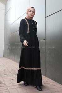 Modalamelif Önü Tahta Düğmeli Hasır Detaylı Elbise Siyah