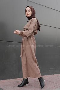 Modalamelif Önü Yarım Fermuarlı  Kemerli Uzun Elbise Bej