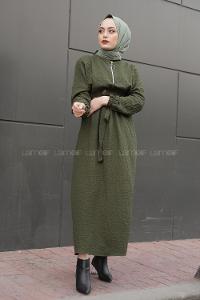 Modalamelif Önü Yarım Fermuarlı  Kemerli Uzun Elbise Haki