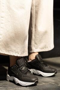 Modalamelif Kalın Tabanlı Siyah Spor Ayakkabı