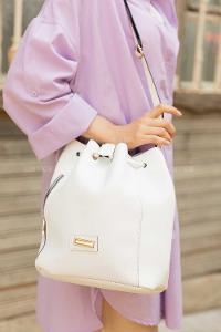 Modalamelif Yan Fermuarlı Çapraz Çanta Beyaz
