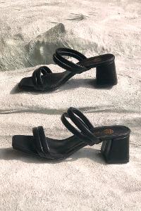 Modalamelif Deri Topuklu Sandalet Siyah