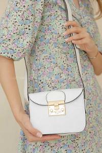 Modalamelif Kapak Kilitli Çapraz Çanta Beyaz