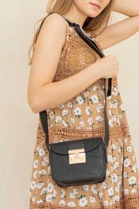 Modalamelif Kapak Kilitli Çapraz Çanta Siyah