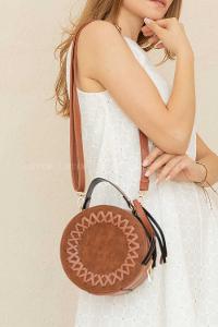 Modalamelif Püsküllü Silindir Çapraz Çanta Taba