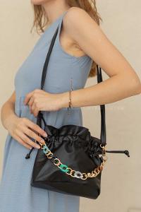 Modalamelif Zincir Aksesuarlı Çapraz Çanta Siyah