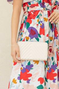 Modalamelif Zincir Askılı Kapitone Çapraz Çanta Krem