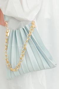 Modalamelif Zincir Aksesuarlı Pileli Çanta Turkuaz