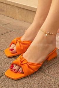 Modalamelif Deri Topuklu Büzgü Terlik Oranj