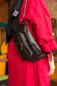 Lamelif Zincir Detaylı Üç Gözlü Bel Çantası Siyah