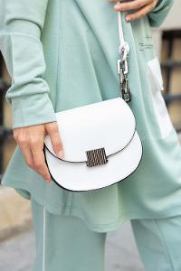 Modalamelif Metal Kilit Düz Renk Çapraz Çanta Beyaz