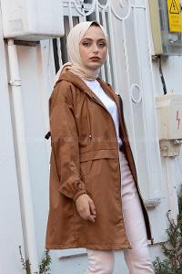 Modalamelif Önü Fermurlı Kapşonlu Kap Camel