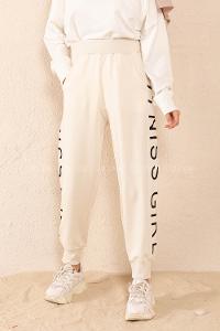 Modalamelif Yanı Yazı Baskılı Eşofman Krem