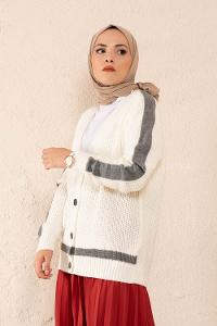 Modalamelif Önü Düğmeli Garnili Hırka Ekru