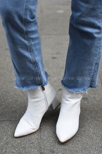 Modalamelif Sivri Burun Beyaz Bot