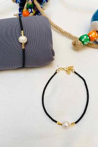 Modalamelif Siyah Boncuk İnci Detay Bileklik