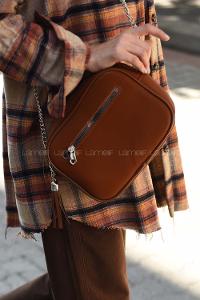 Lamelif Zincir Ve Deri Askılı Püskül Detaylı Çanta Rico  Taba