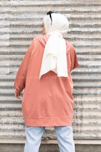 Modalamelif Önü Fermuarlı Arma Baskılı Hırka Pudra