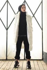 Modalamelif Önü Çıtçııt Düğmeli Kapşonlu Şişme Mont Ekru