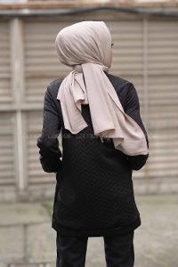 Modalamelif Önü Fermuarlı Kapitone Hırka Siyah