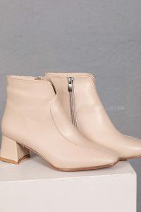 Modalamelif Küt Burun Fermuarlı Ten Rengi Bot