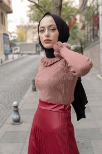 Modalamelif Boğazlı Fırfırlı Triko Kazak Gül