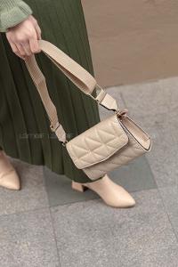 Modalamelif Hasır Askılı Kapitone Çapraz Çanta Vizonrengi