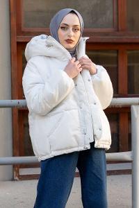 Modalamelif Önü Çıtçıt Düğmeli Kapşonlu Mont Ekru